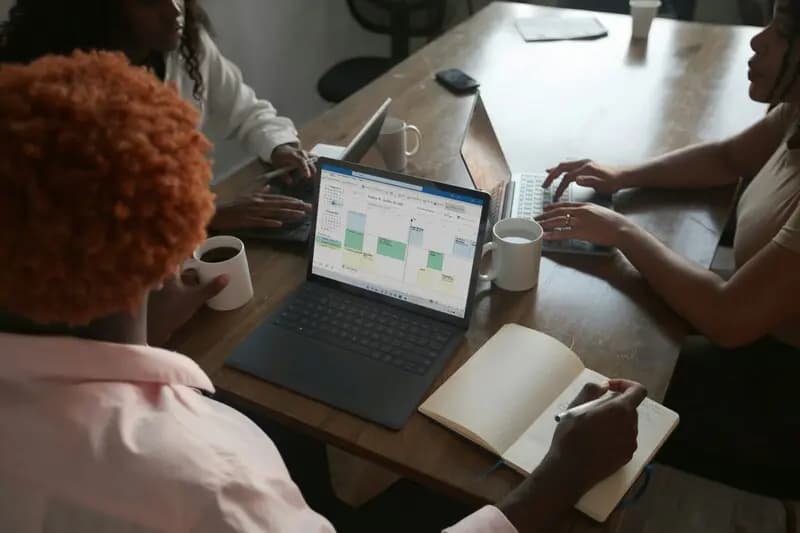 Los 12 mejores software de gestión para pymes en 2025: optimiza tus gastos, viajes y más